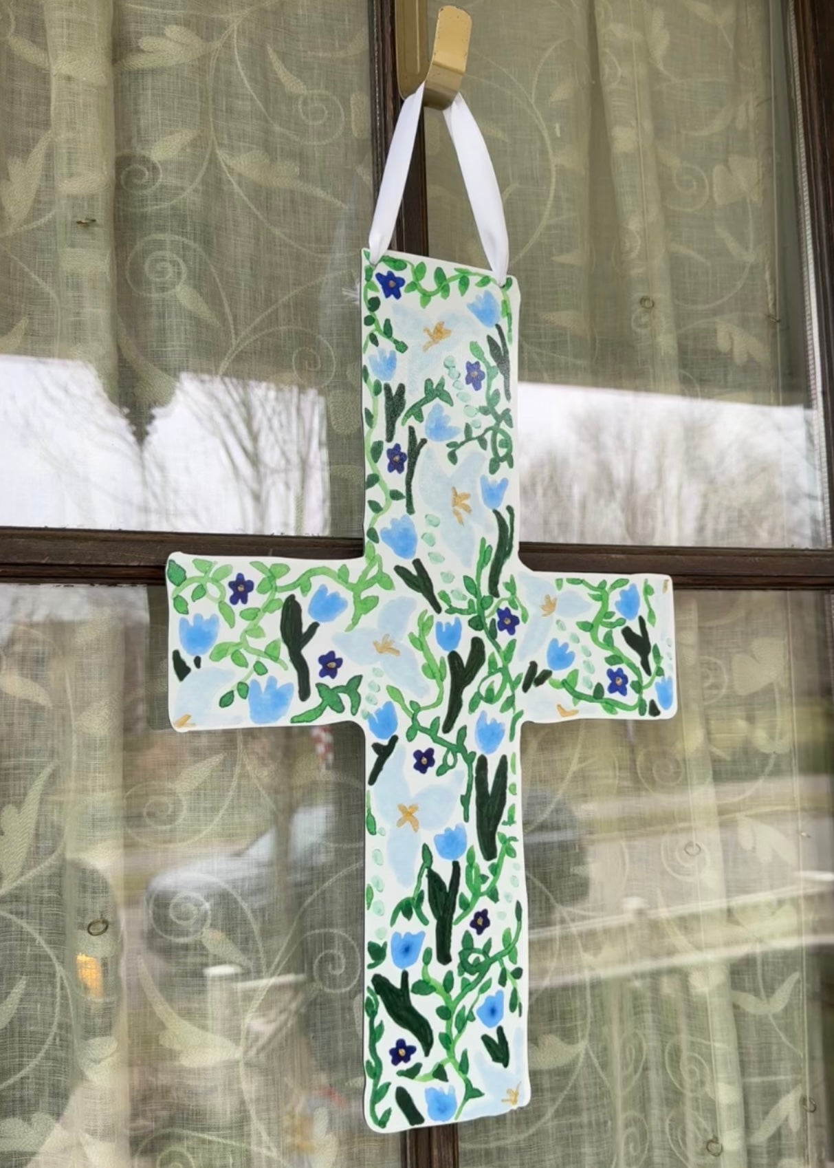 Meadow Bloom Cross