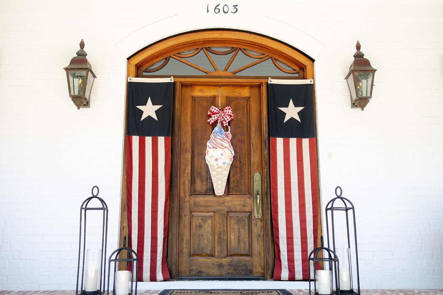Star-Spangled Ice Cream Cone Hanger