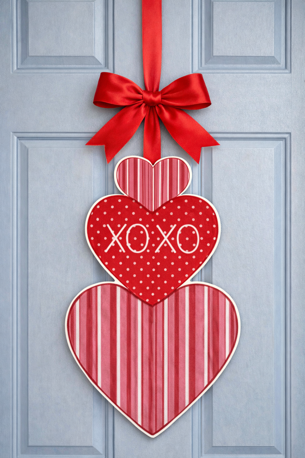 Triple Sweetheart XO Hanger