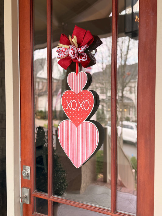 Triple Sweetheart XO Hanger